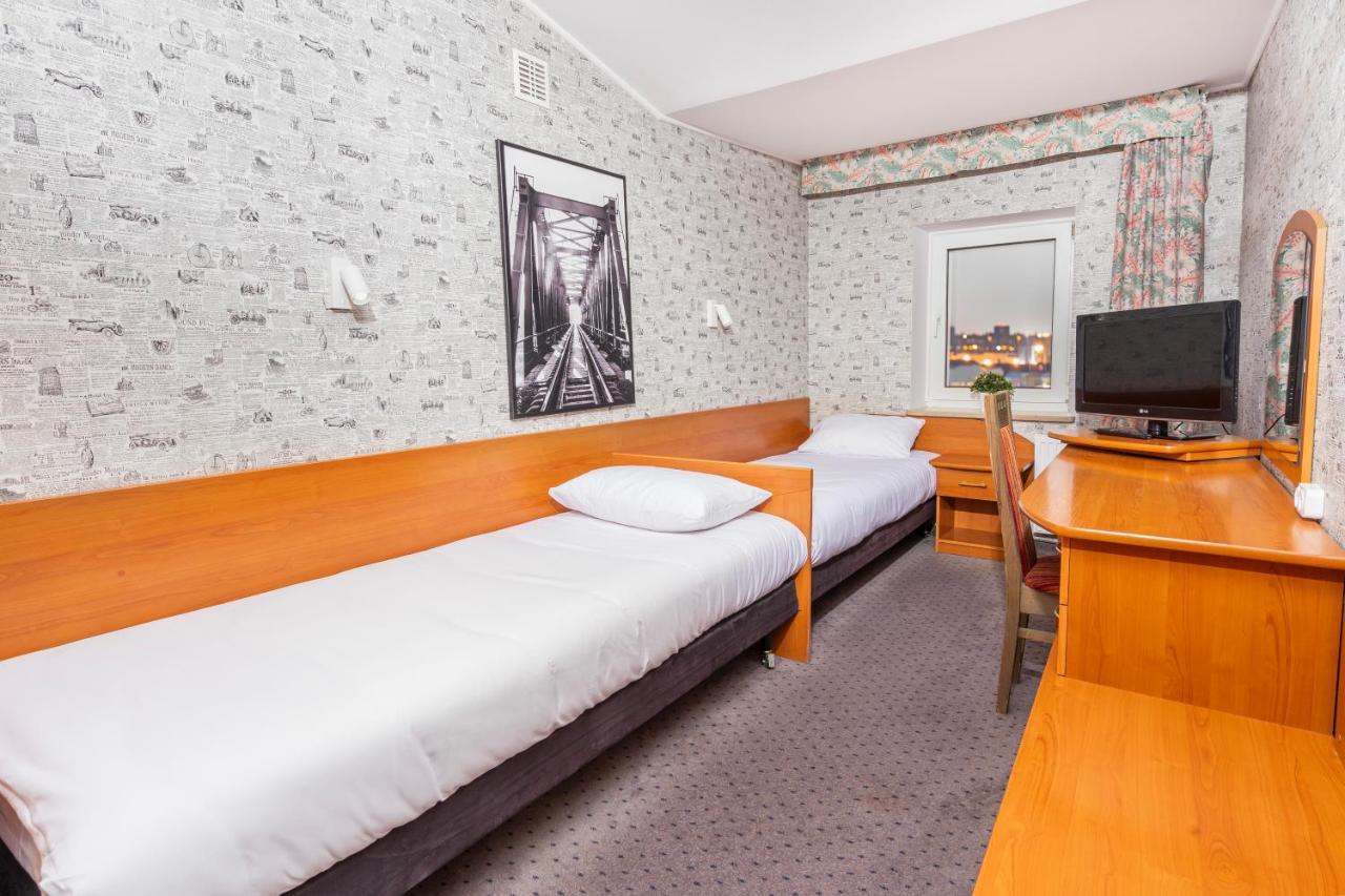 Hotel Victory Home Warsawa Bagian luar foto