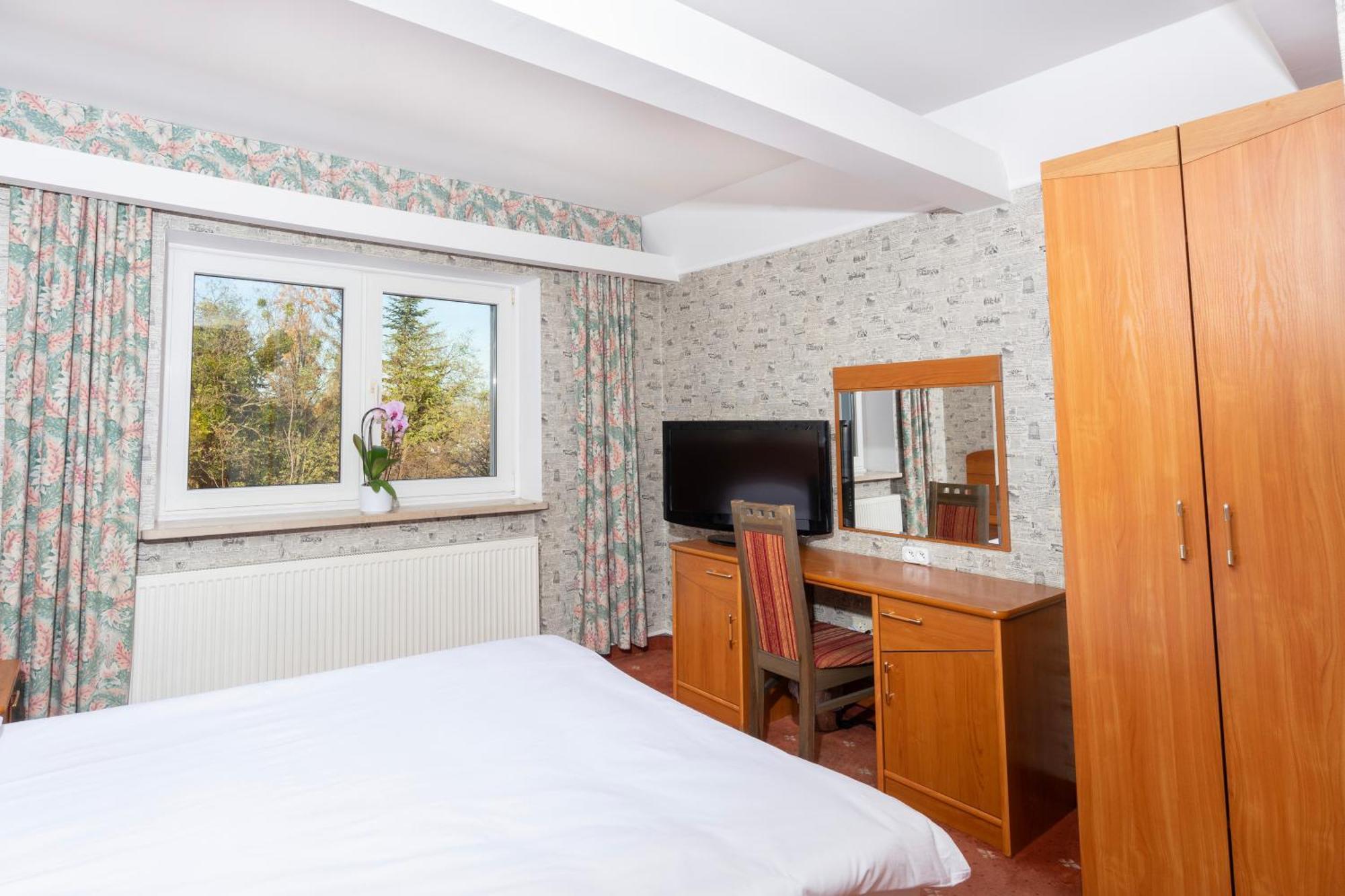 Hotel Victory Home Warsawa Bagian luar foto